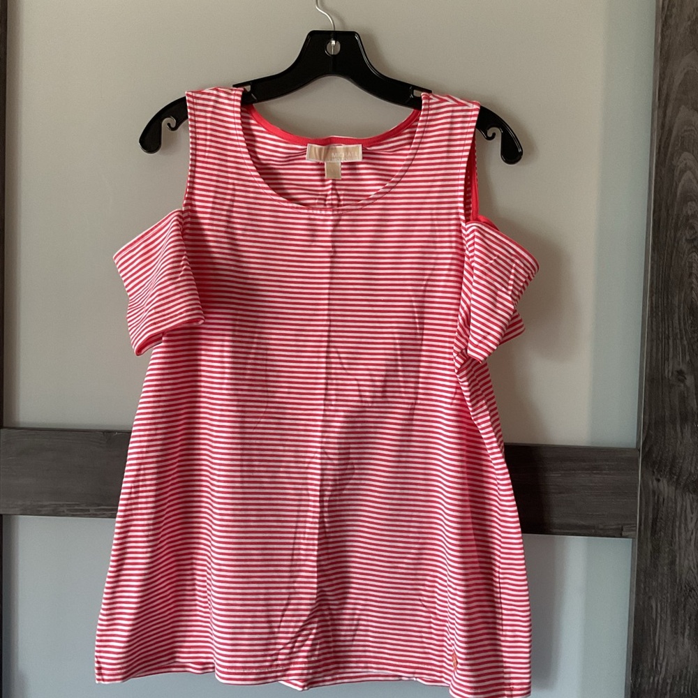 EUC Cold Shoulder Top
